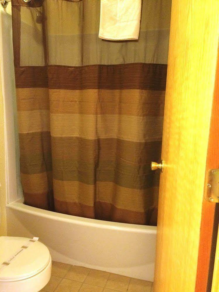 Sportsman'S Lodge Baudette Exterior photo